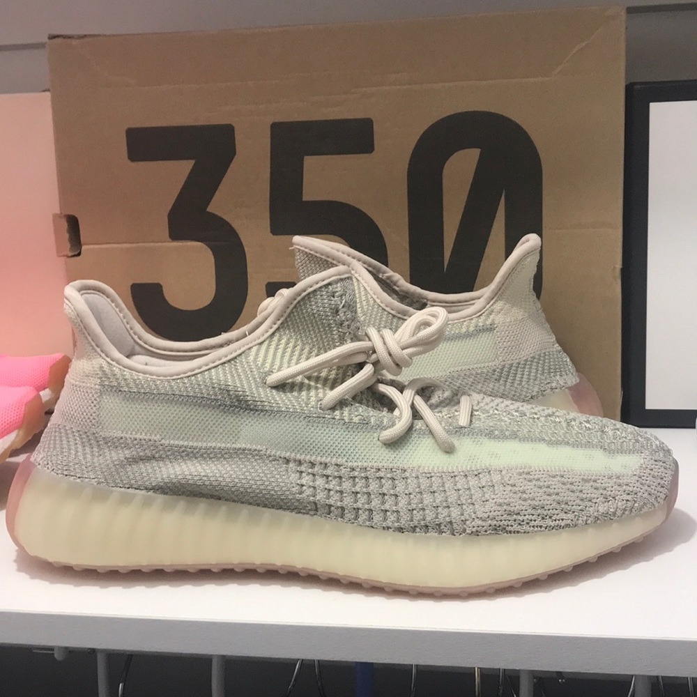 Yeezy 350 citrin